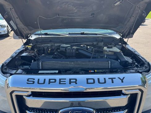 Used 2015 Ford F250 XLT w/ Camper Package AWD/4WD image 22