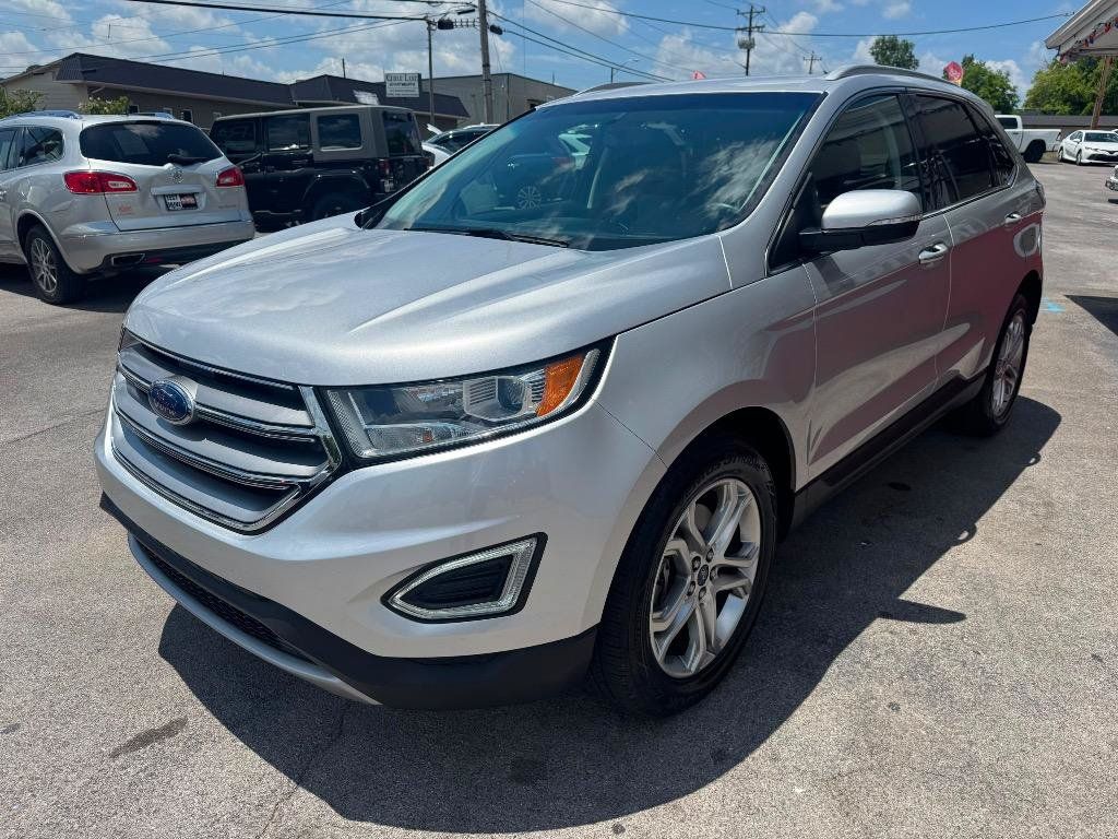 Used 2017 Ford Edge Titanium w/ Technology Package FWD image 3