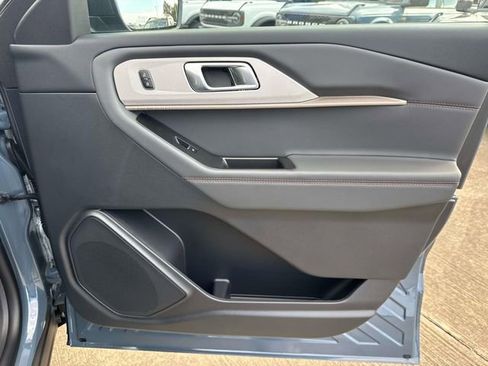 New 2026 Ford Explorer Active w/ Active Comfort Package image 16