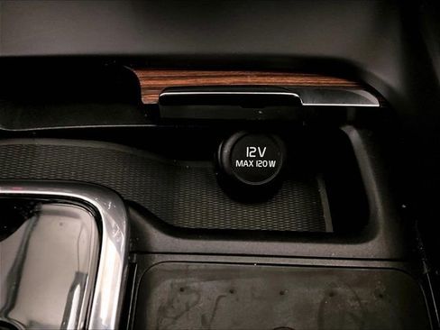 Used 2022 Volvo S60 B5 Momentum w/ Advanced Package AWD/4WD image 31