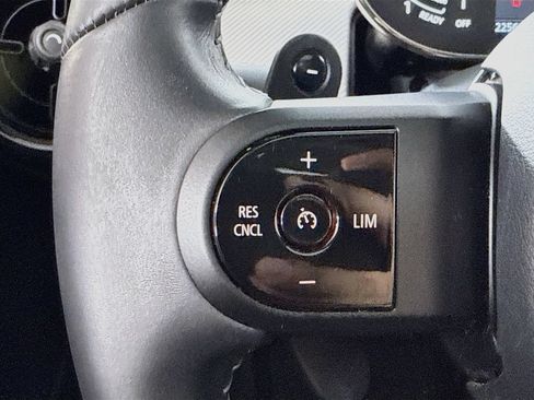 Used 2023 MINI Cooper S FWD image 11