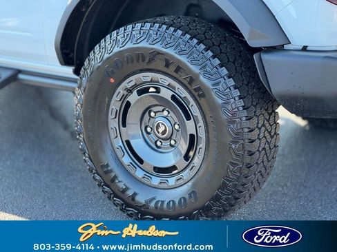 New 2025 Ford Bronco 2-Door w/ Sasquatch Package image 7