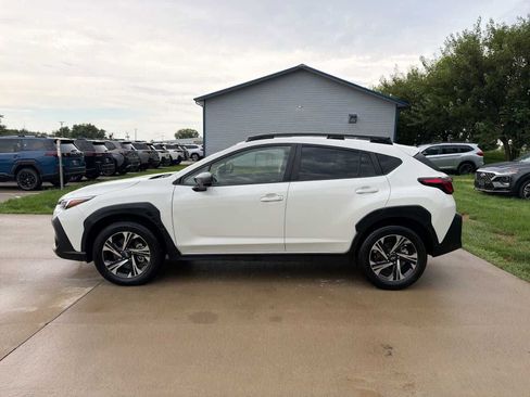 Certified 2024 Subaru Crosstrek 2.0i Premium AWD/4WD image 3