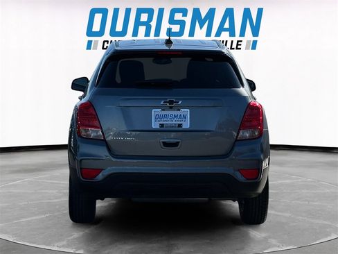 Used 2020 Chevrolet Trax LS w/ Tint and Cruise Package image 5