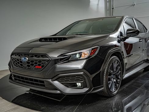 Used 2025 Subaru WRX Premium AWD/4WD image 14