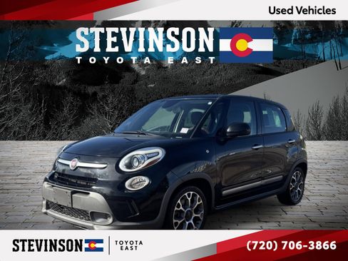 Used 2014 FIAT 500L Trekking w/ Popular Equipment Group FWD image 1