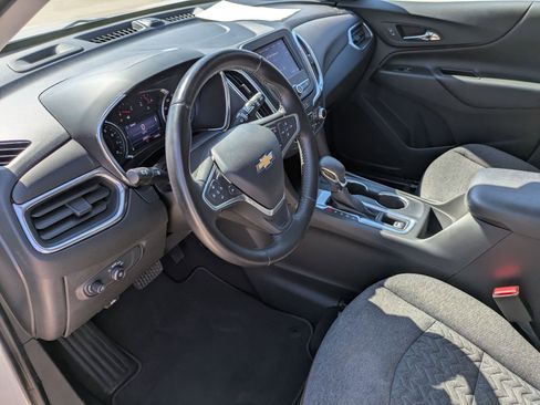 Certified 2022 Chevrolet Equinox LT image 10