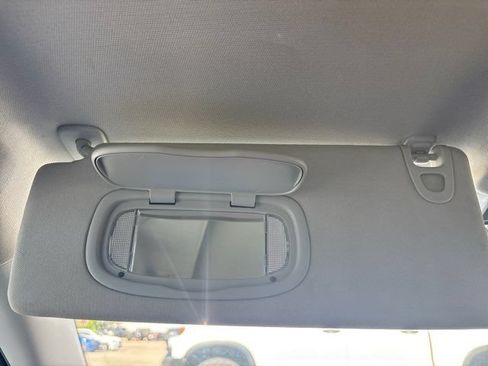 Used 2020 Jeep Cherokee Latitude Plus FWD image 43