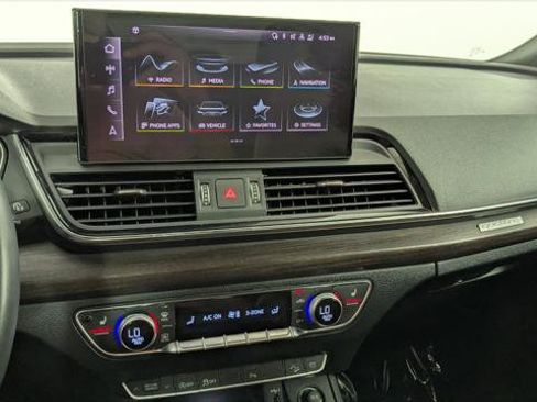 Used 2023 Audi Q5 2.0T Premium w/ Convenience Package AWD/4WD image 27