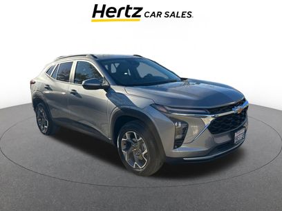 Used 2025 Chevrolet Trax LT