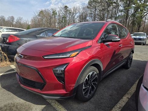 Used 2022 Chevrolet Bolt EUV Premier w/ Sun & Sound Package image 10