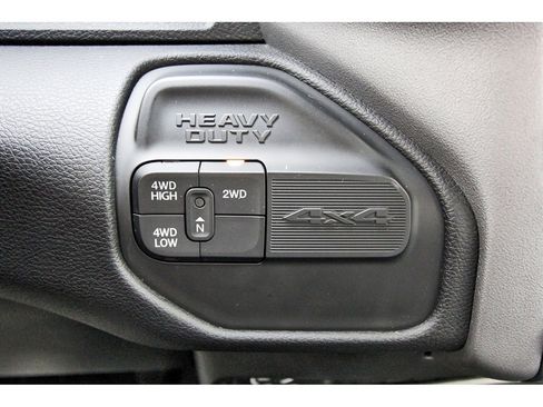 Used 2024 RAM 3500 Big Horn image 22