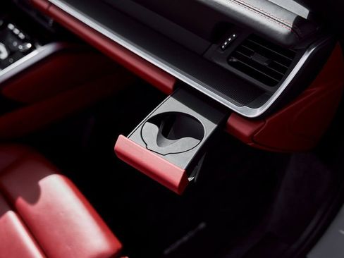 Used 2022 Porsche 911 Turbo S w/ 911 Turbo Sportdesign Package image 41