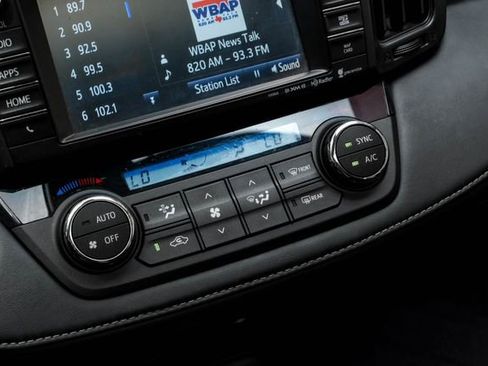 Used 2018 Toyota RAV4 XLE image 35