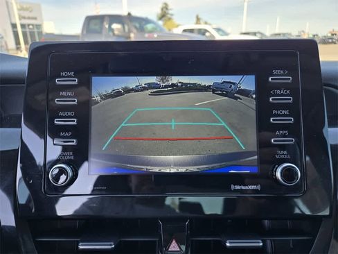 Used 2022 Toyota Camry LE image 11