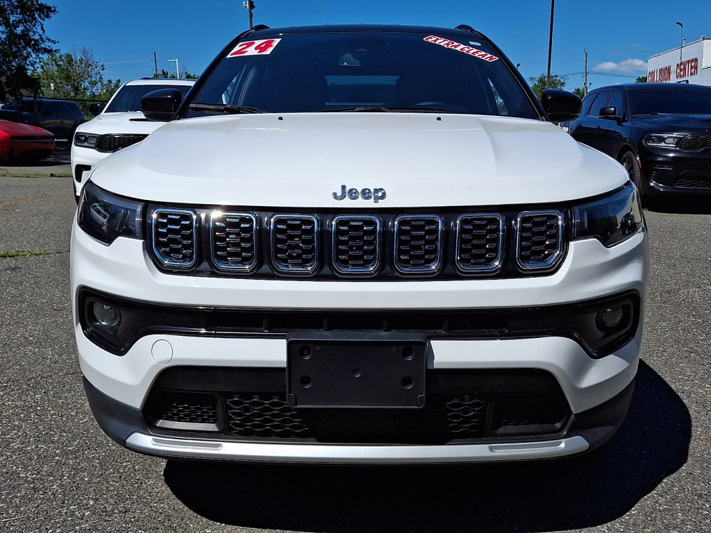 Used 2024 Jeep Compass Limited AWD/4WD image 6