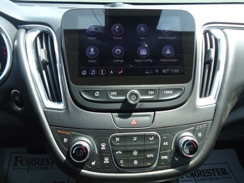 Used 2020 Chevrolet Malibu Premier FWD image 15