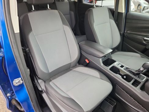 Used 2017 Ford Escape SE w/ Equipment Group 201A image 14