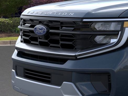 New 2025 Ford Expedition Platinum w/ Platinum Ultimate Package image 40