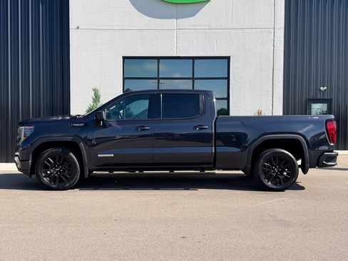 Used 2022 GMC Sierra 1500 Elevation AWD/4WD image 2