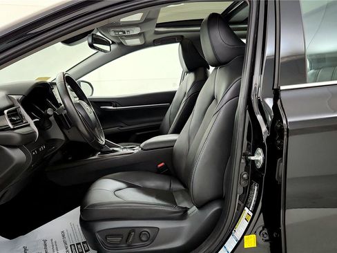 Used 2023 Toyota Camry XSE w/ Cold Weather Package image 26