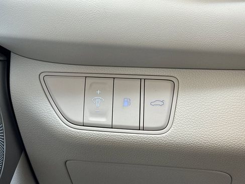 New 2026 Genesis G70 2.5T Prestige image 33