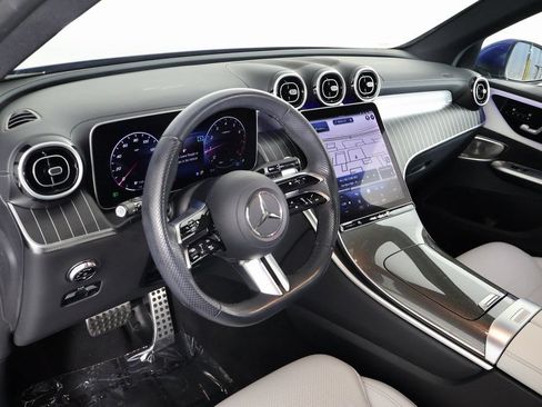Certified 2023 Mercedes-Benz GLC 300 image 7