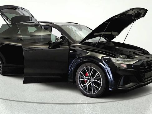 Used 2022 Audi Q8 Prestige AWD/4WD image 8