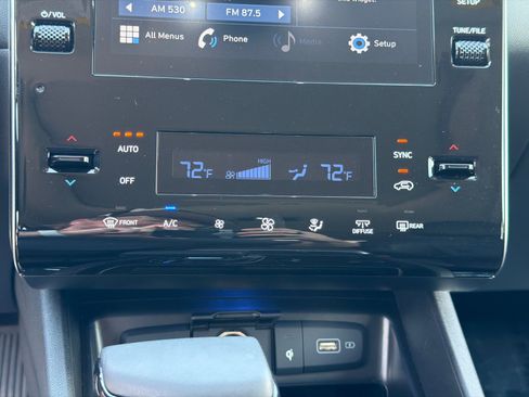 Certified 2023 Hyundai Tucson SEL w/ Convenience Package FWD image 30