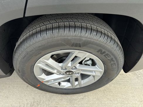 New 2026 Hyundai Tucson SE image 21