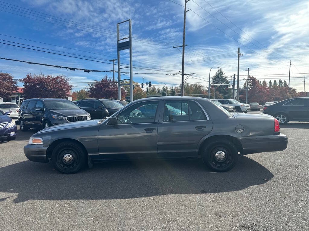 Used 2004 Ford Crown Victoria Police Interceptor RWD image 10