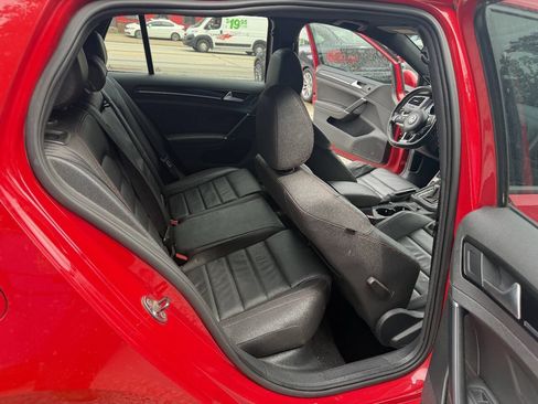 Used 2015 Volkswagen Golf 4-Door FWD image 14