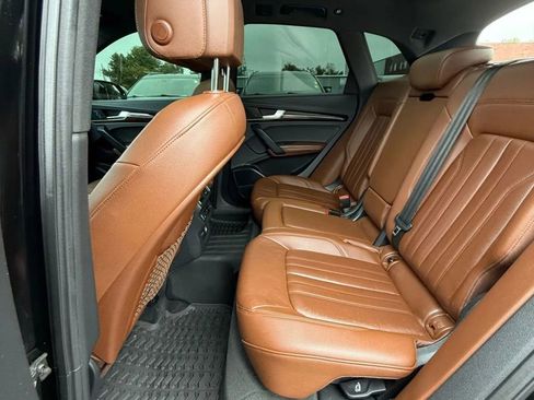 Used 2019 Audi Q5 2.0T Premium Plus w/ Premium Plus Package image 12