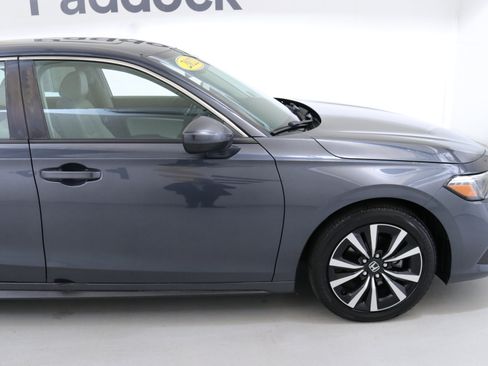 Used 2022 Honda Civic EX-L image 10