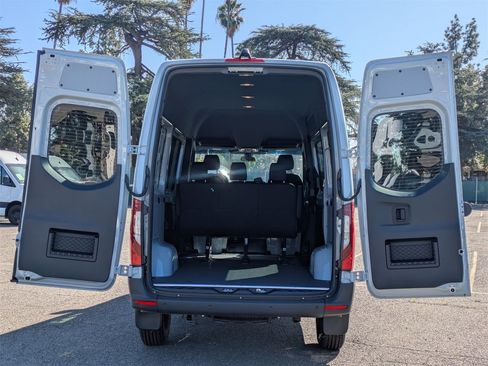 New 2025 Mercedes-Benz Sprinter 2500 image 11