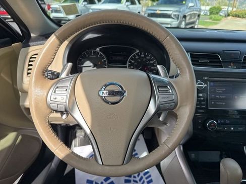 Used 2015 Nissan Altima 3.5 SL image 16