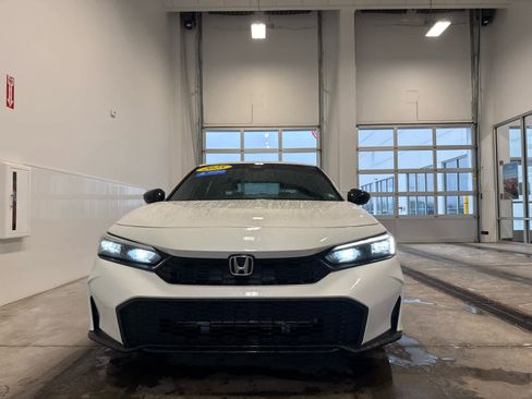 Certified 2025 Honda Civic Sport image 3