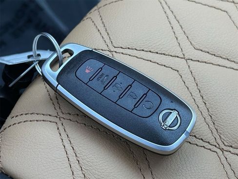 New 2025 Nissan Sentra SV w/ SV Premium Package image 35