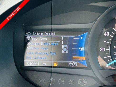 Used 2024 Ford Edge Titanium AWD/4WD image 7