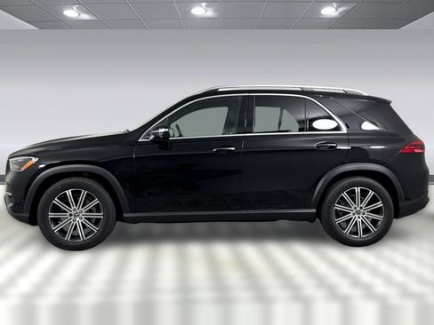Used 2025 Mercedes-Benz GLE 350 4MATIC image 2