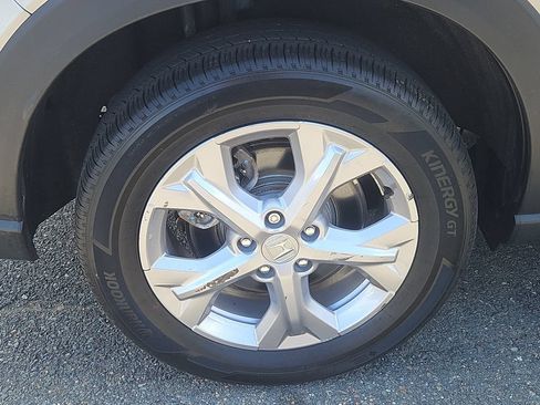 Certified 2024 Honda HR-V LX image 9