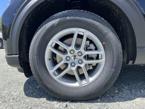 New 2026 Ford Explorer Active AWD/4WD image 12