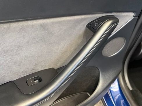 Used 2023 Tesla Model Y Performance AWD/4WD image 20