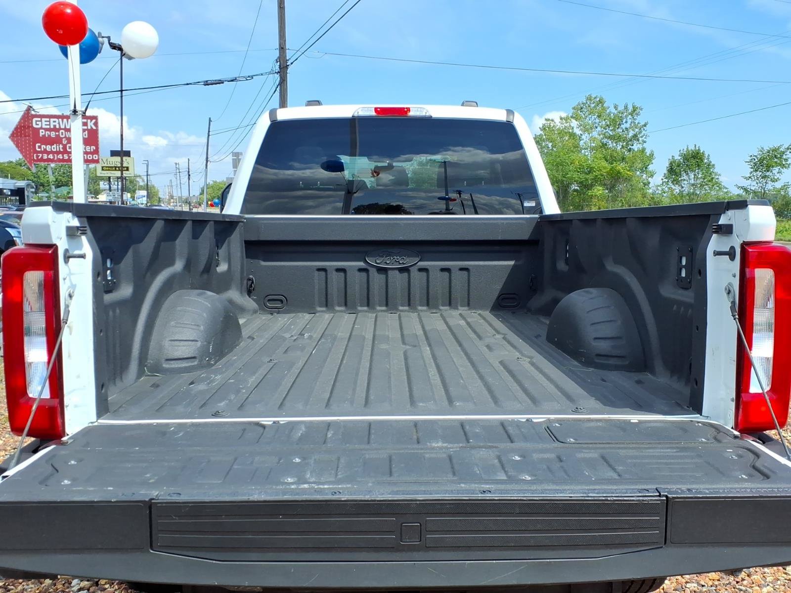 Used 2024 Ford F250 XLT w/ FX4 Off-Road Package AWD/4WD image 7