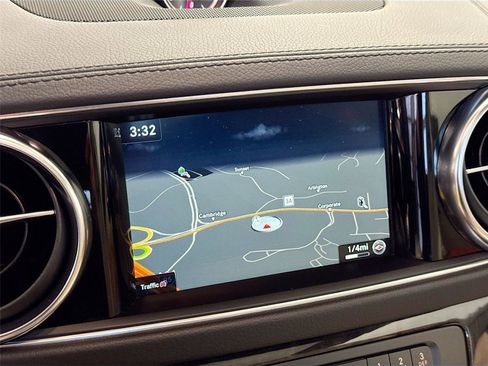 Used 2017 Mercedes-Benz SL 550 image 13