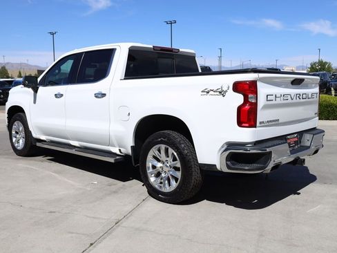 Used 2021 Chevrolet Silverado 1500 LTZ AWD/4WD image 4