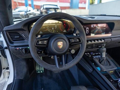 Used 2025 Porsche 911 GT3 image 6