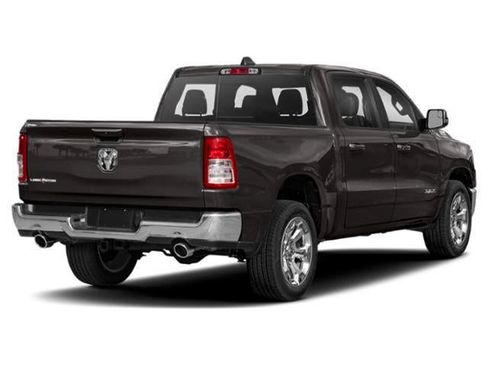 Used 2022 RAM 1500 Big Horn AWD/4WD image 3