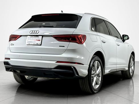 Used 2022 Audi Q3 2.0T Premium Plus image 5