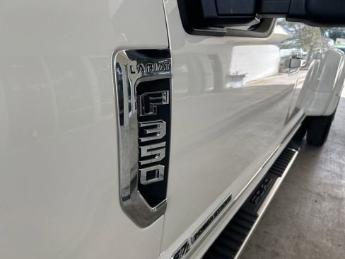 Used 2022 Ford F350 Lariat w/ Lariat Value Package image 14